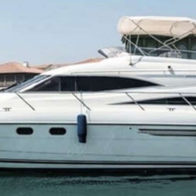 Private Evening Yacht Cruise Along Bosphorus