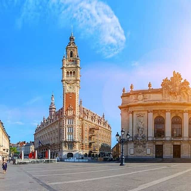 Privé van-deur-tot-deurtransfer van Brussel naar Lille, Frankrijk.