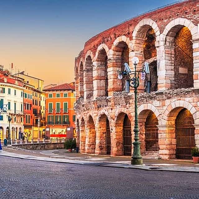 Private transfer from Zurich to Verona with 2h in Bellinzona