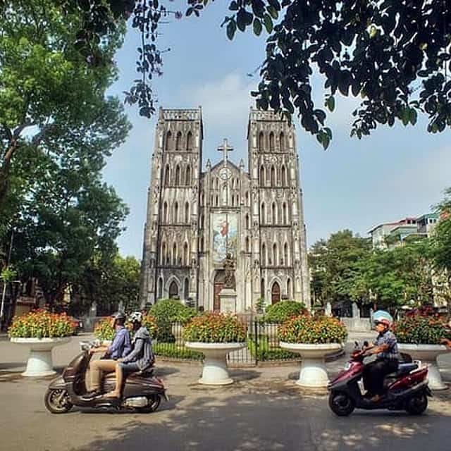 03 Hours Hanoi Private Walking Tour with Local Culture