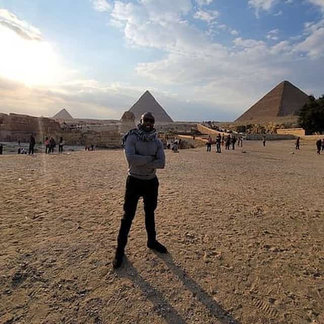 5 Hours Private Tour to Giza pyramids Sphinx and Old Coptic Cairo