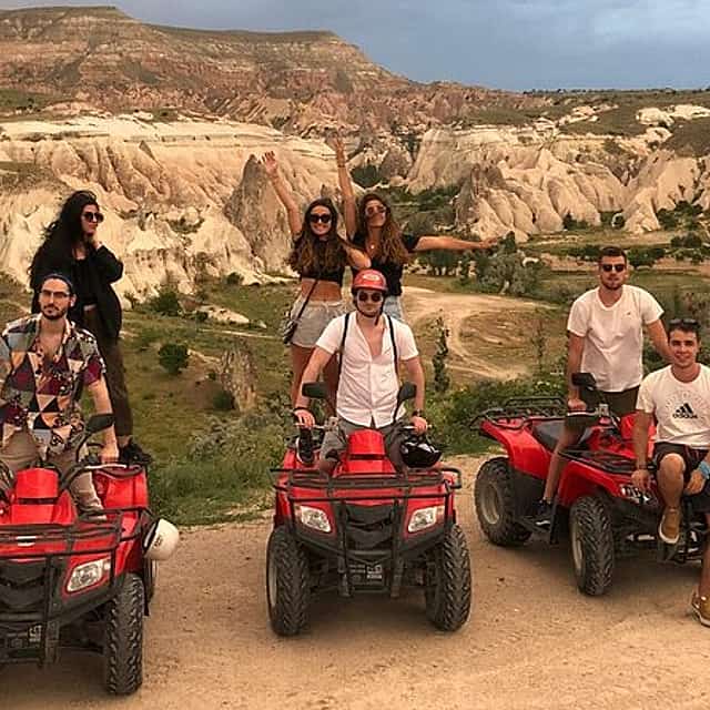 Esplora le valli della Cappadocia in quad (ATV).

