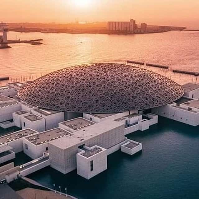 Abu Dhabi City Tour with Louvre Museum from Abu Dhabi