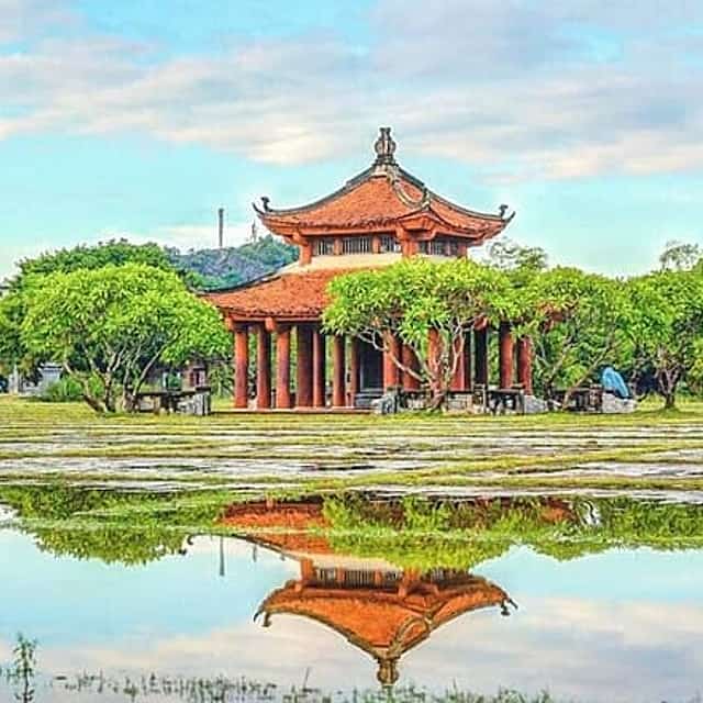 Day Trip to the Ancient Capital of Ninh Binh from Hanoi