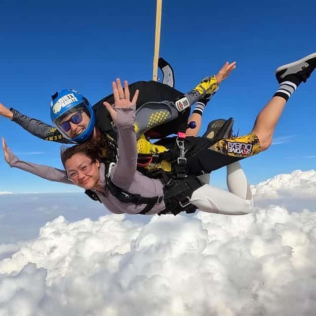 Sky dive dubai