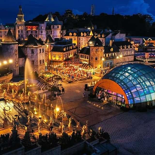 Da Nang Ba Na Hills Night Private Tour Guide & Car