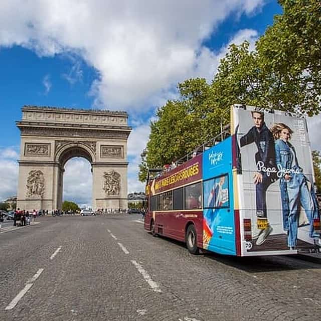 Paris - Sightseeing Bus Tour