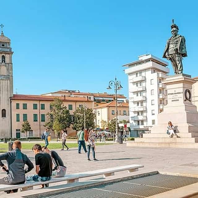 Pisa Búsqueda Romántica: Resuelve la Maldición de Rosa