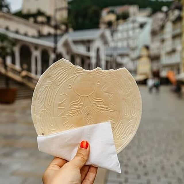 Private Transfer from Prague to Karlovy Vary, English-speaking driver