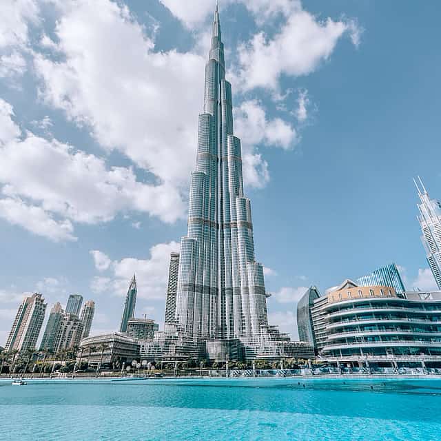 Burj Khalifa 124 Floor PRIME Time + Under Water Zoo Combo