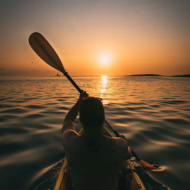 Kayak Wine Sunset Tour