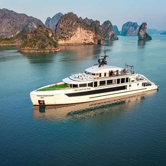 HERA Luxury Day Cruise Halong Bay & Lan Ha Bay From The Harbour