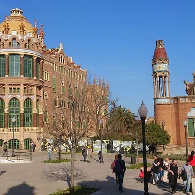 Private Direct Transfer From Valencia to Barcelona, English Speaking Driver