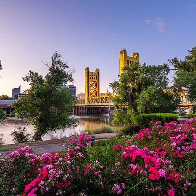 Romantic Sacramento Outdoor Escape Game