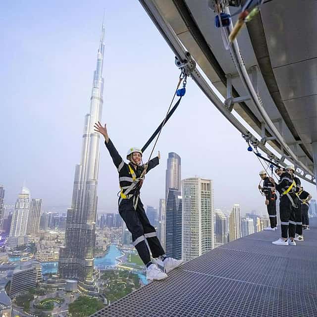Dubai Sky Views Edge Walk Tour with Private Transfers