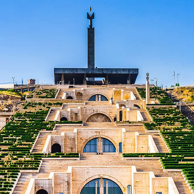 Private Tour in Yerevan with Lavash Baking Masterclass
