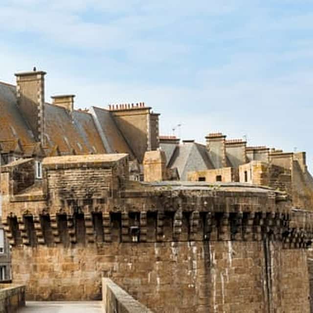 Saint-Malo Cruise Excursion: Private Guided Walking Tour