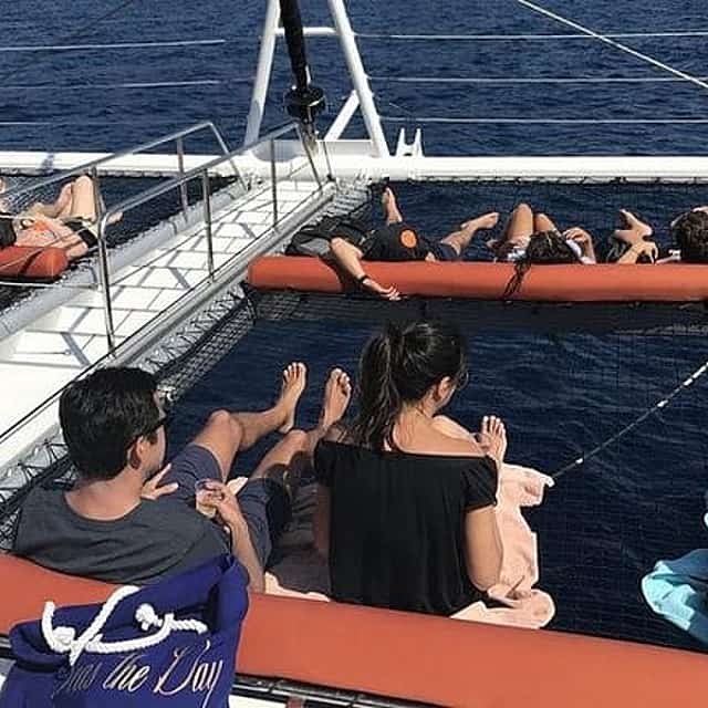 Sunset Catamaran Cruise ทาฮิติ