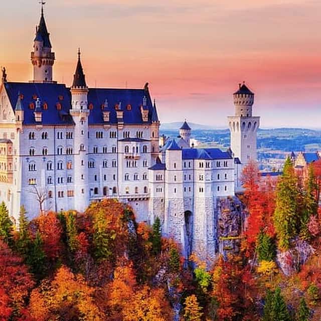 Private transfer: Zurich to Salzburg, 2h stop at Neuschwanstein