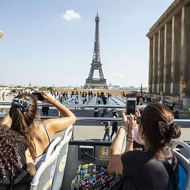 Paris private Open deck bus with cruise and louvre with Pick up