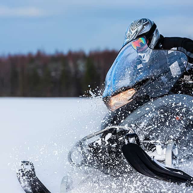<p>Εισαγωγική Περιήγηση με Snowmobile</p>
