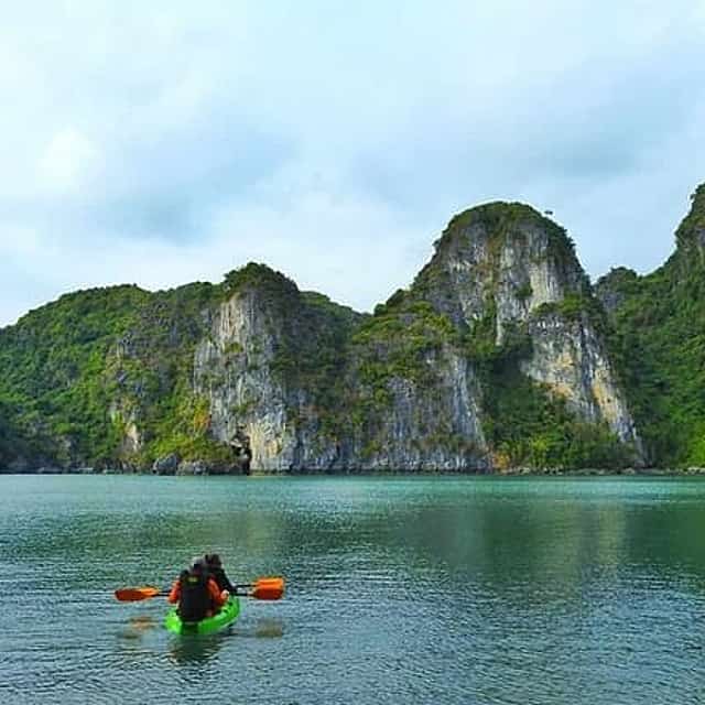 Halong Bay Relaxing Trip - 2 Days 1 Night on Cruise
