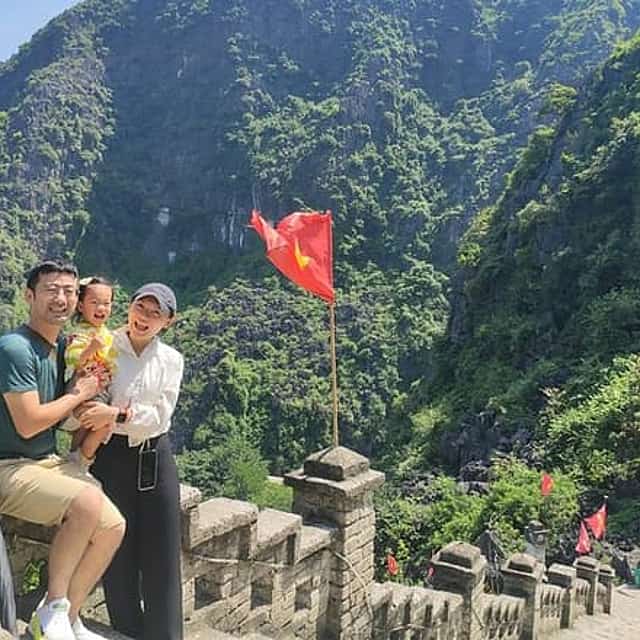 Ninh Binh Day Tour Hoa Lu Trang An Mua Cave from Hanoi, Limousine