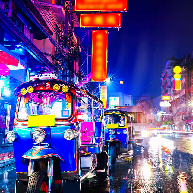 Bangkok by Night: Urban Tuk Tuk Food Tour