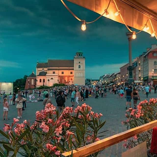 Private Transfer from Wroclaw to Warsaw with 2 hours of Sightseeing
