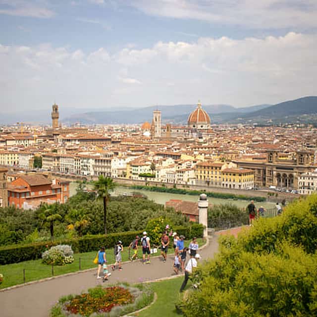 Florence walking tour & wine windows