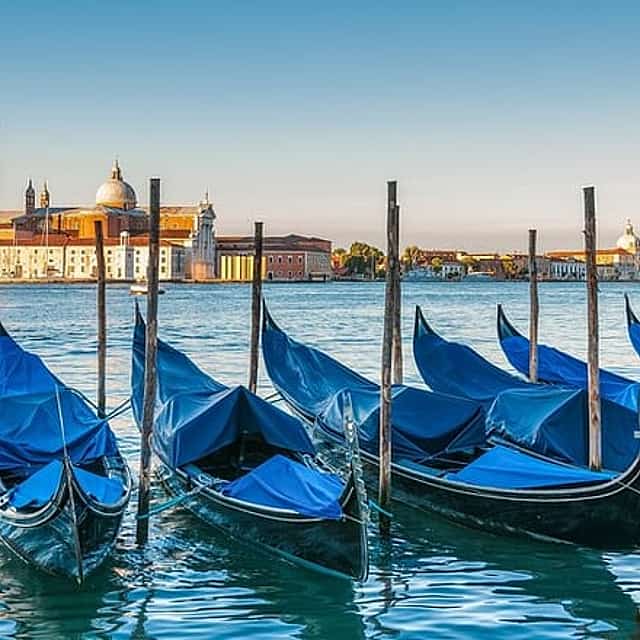 Private Venice Walking Tour: Jewish Ghetto, Rialto & Doge's Palace