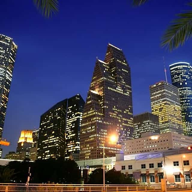 Dallas Scavenger Hunt and Highlights Self Guided Walking Tour