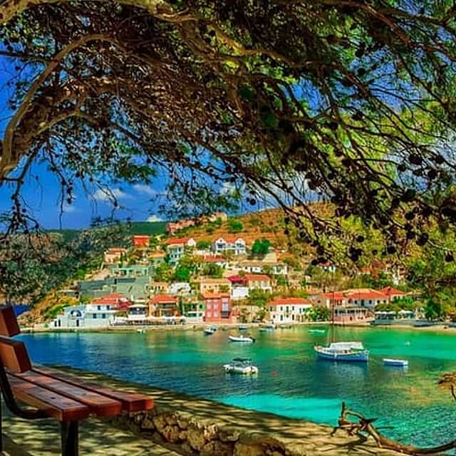 Cefalonia In Evidenza: Tour in autobus e crociera con pranzo a Fiscardo