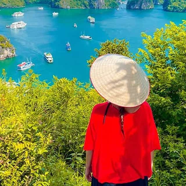 Ha Long Bay Cruise & Bat Trang Pottery Village FullDay from Hanoi