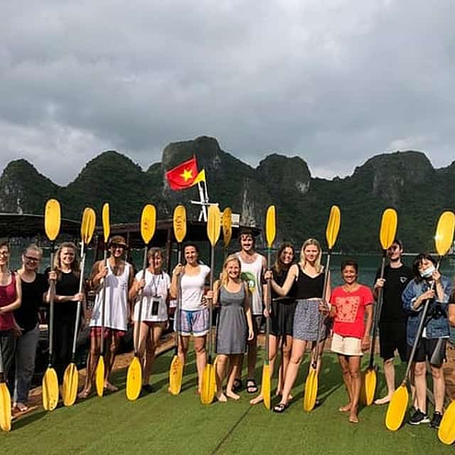 Halong Bay Overnight Cruise with Water Activities