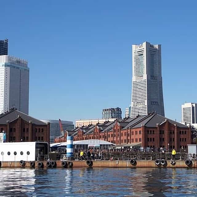 Private Yokohama Tour - History, Culture and Food