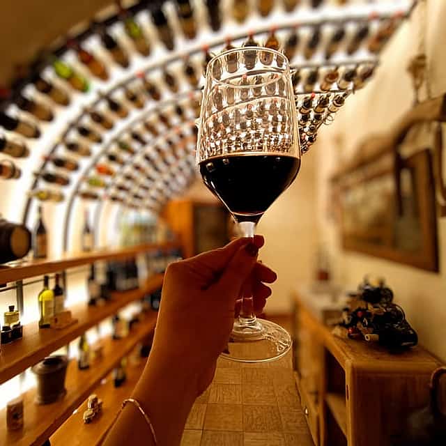 ROME CLASSIC FOOD TASTING WITH 5 WINES PAIRING