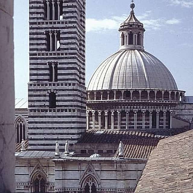 From Rome to San Gimignano and Siena