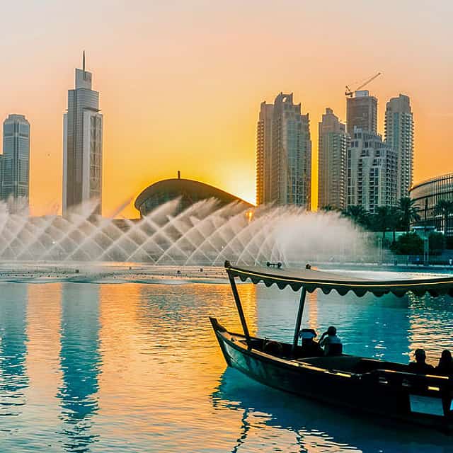 Dubai Mall shopping, Burj Khalifa 124/125th floor visit & Musical Fountain Show with Lake Ride tour with private transfers
