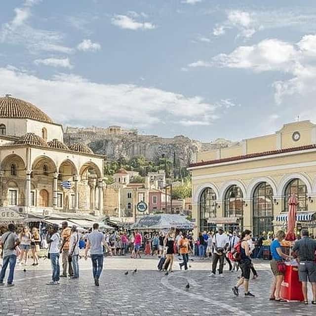 من القديم إلى الحديث: أسواق أثينا ذات المأكولات التقليدية