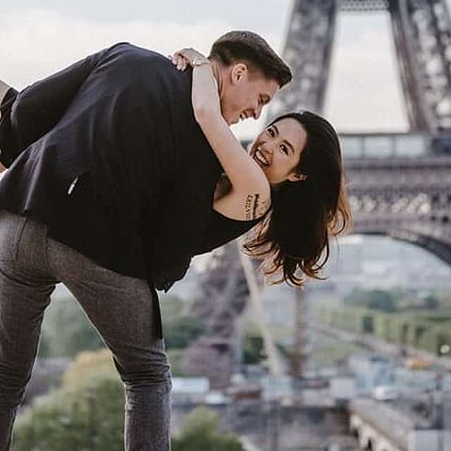 Romantic VIP Photoshoot in Paris with Champagne & Private Transfers