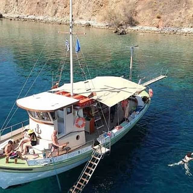 Crociera giornaliera da Argostoli con pranzo e vino