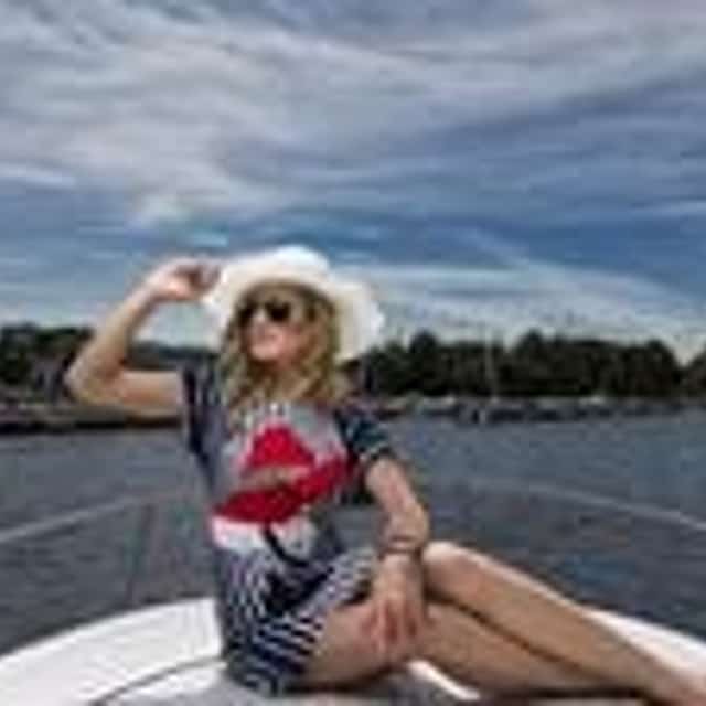Capri Private Boat & Guided Island Tour – No-Stress Full-Day Experience from Naples or Sorrento