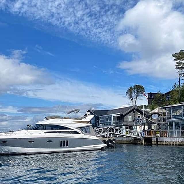 Private cruise to Cornelius seafood restaurant