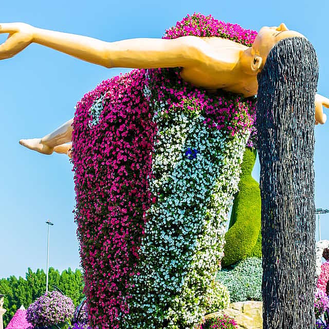 Dubai Miracle Garden, Dubai Mall Shopping, Burj Khalifa 124/125th Floor and Musical Fountain Show Visit with Private Transfers