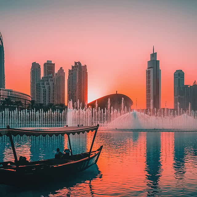 Dubai Fountain Lake Ride