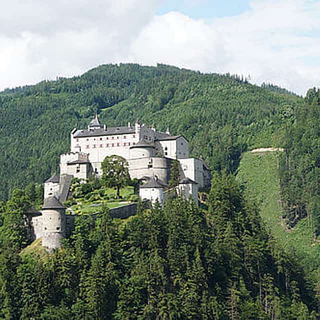 Sound of Music Tour & Hiking Trail - Private Full-Day Tour