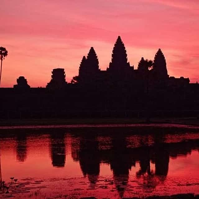 Private Angkor Wat Sunrise, Angkor Thom & Ta Prohm Tour