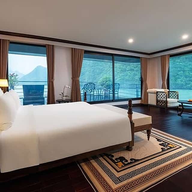Hanoi: 2D1N Lan Ha Bay & Halong Bay Cruise with Balcony & Bathtub