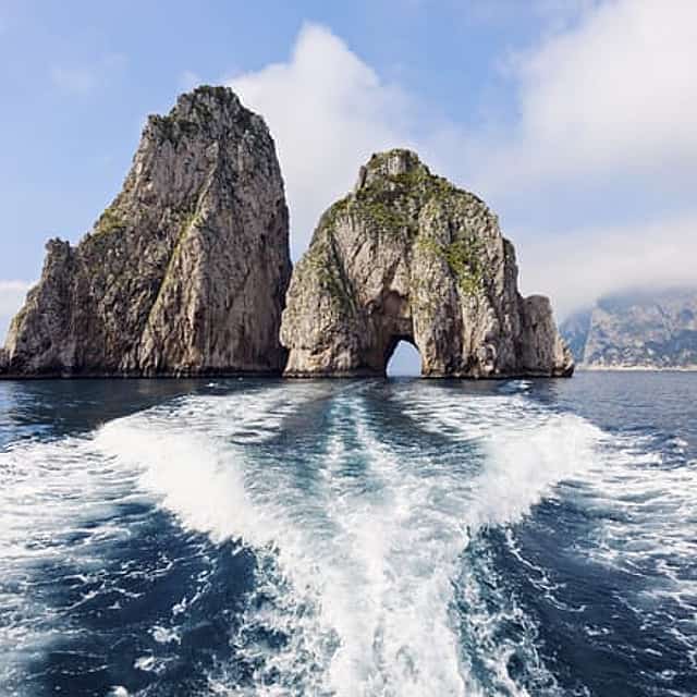 Discover the enchanting Capri Island by high speed train from Rome with boat tour included
